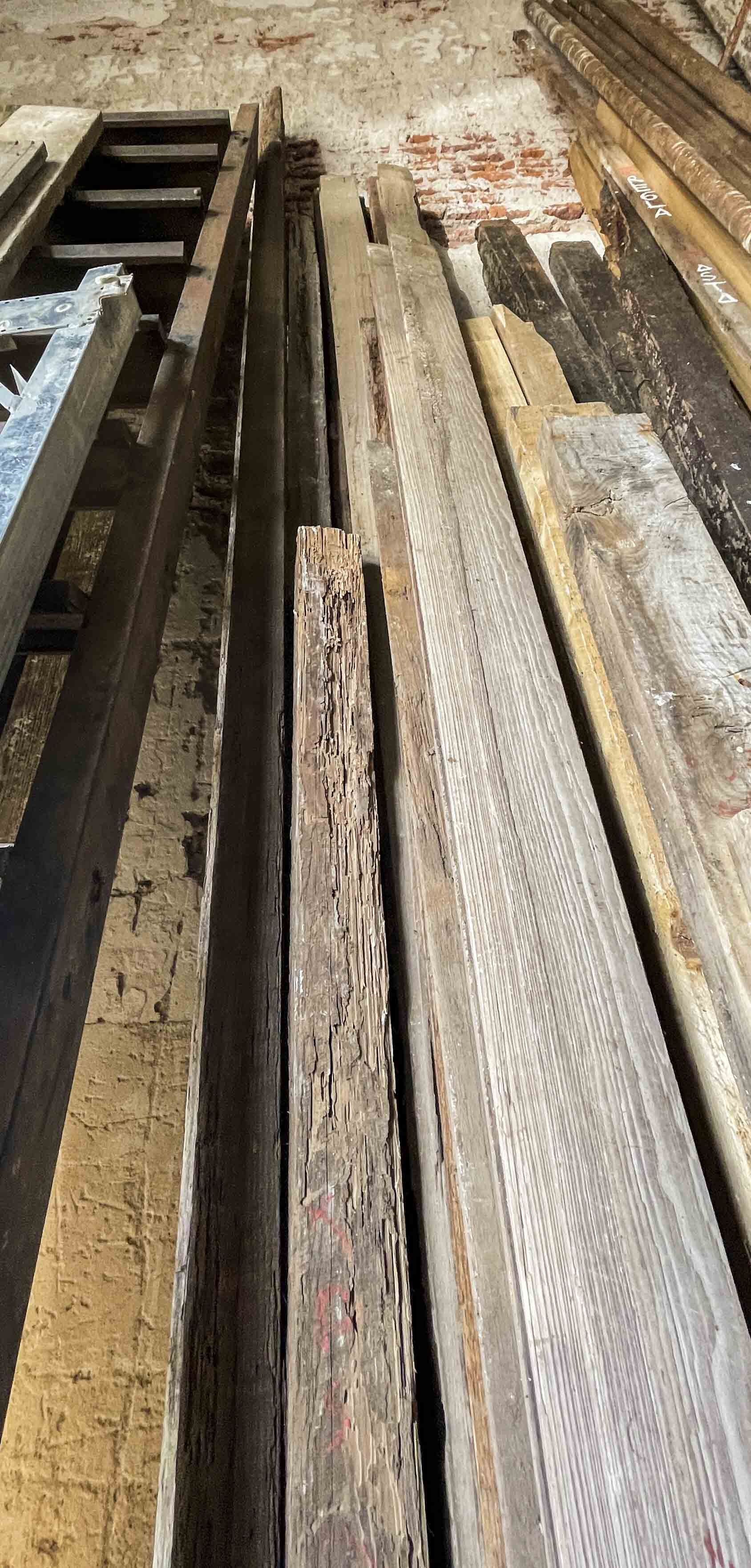Palos de madera x150 unidades